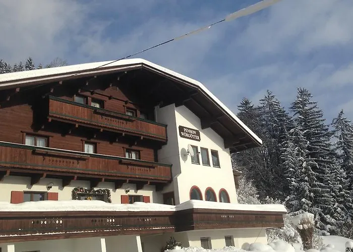 Affittacamere Pension Woergoetter Kirchdorf in Tirol