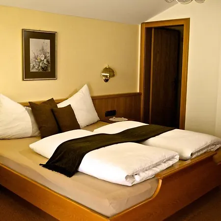 Pension Woergoetter 2*